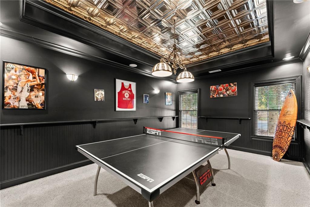 4529 Montclair Circle Gainesville, GA 30506 - Photo 21 of 35 a room with projector and screen