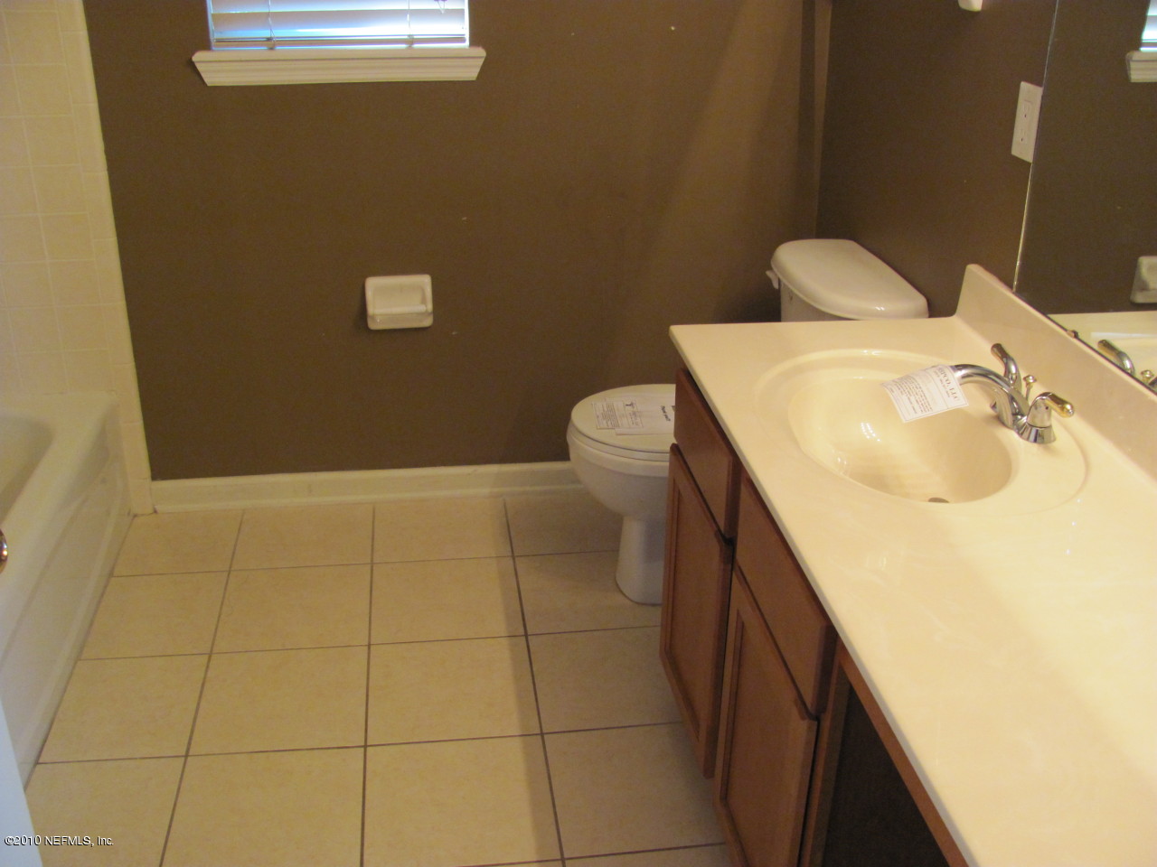 6503 Ginnie Springs Road Jacksonville, FL 32258 - Photo 12 of 17 Bathroom 1