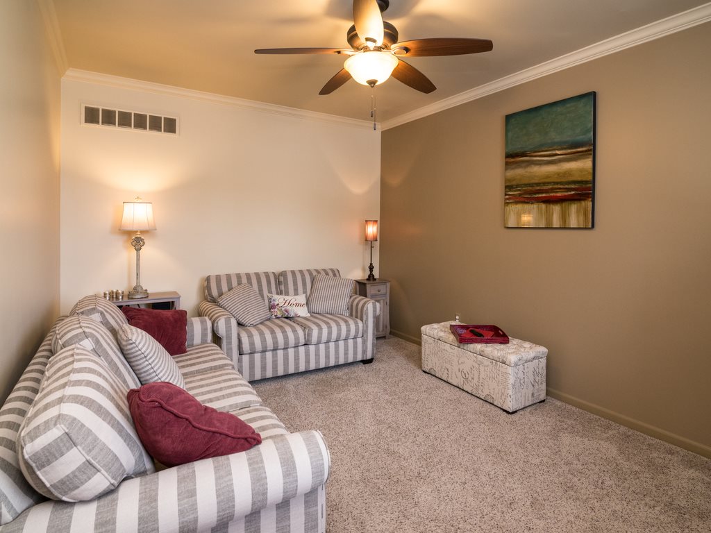 131 Spruce Lane Rochester, MI 48307 - Photo 9 of 47