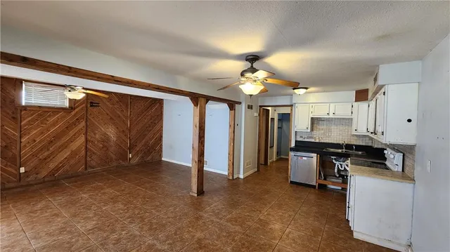 $120,000 | 16004 Valentine Avenue, Belton, MO 64012