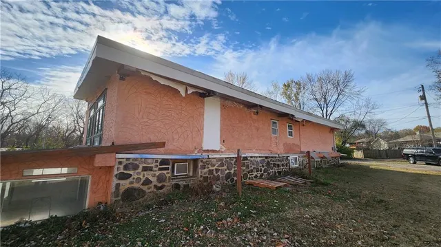 $120,000 | 16004 Valentine Avenue, Belton, MO 64012