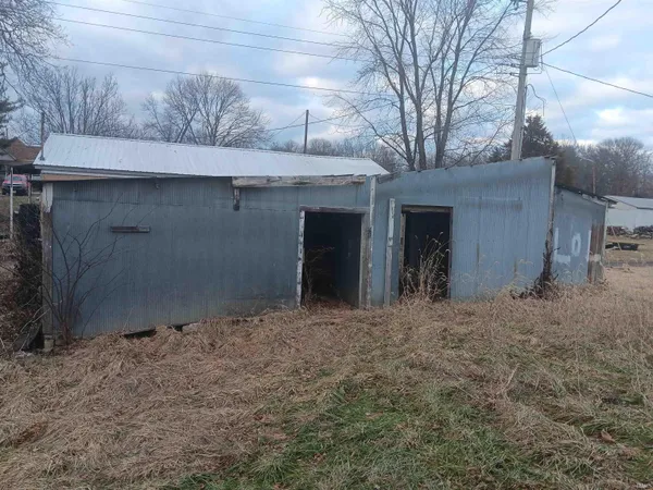 $44,149 | 7775 Church Street, Dugger, IN 47848