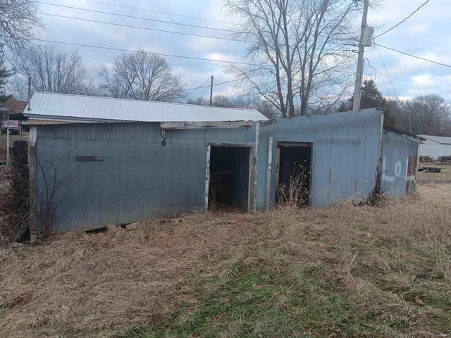 $44,650 | 7775 Church Street, Dugger, IN 47848