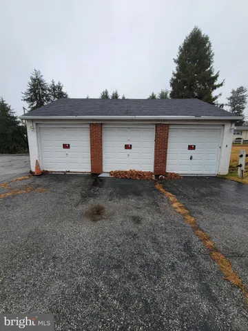 $600 | 110 Gumbes Road, Oaks, PA 19460