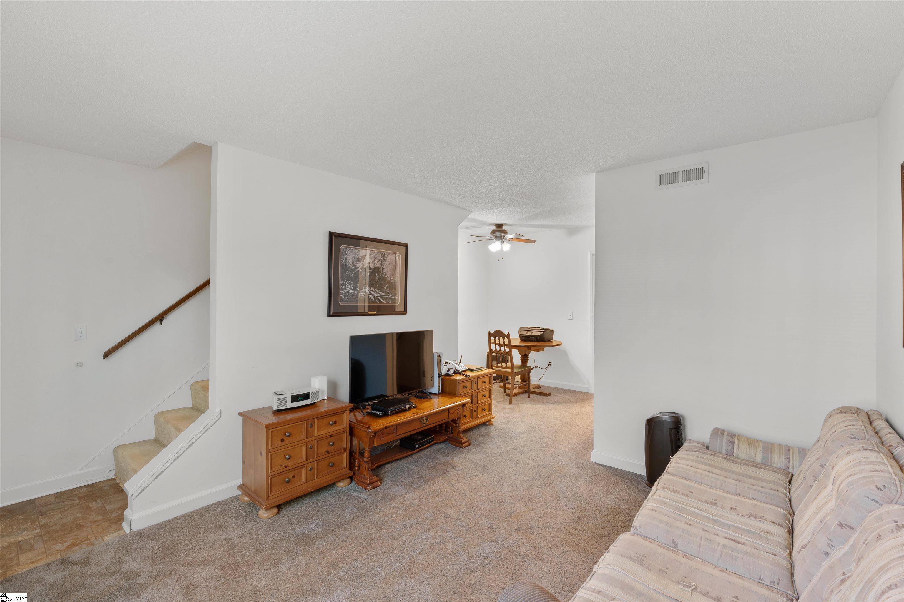 501 Edwards Road, Unit 13 Greenville, SC 29615 - Photo 3 of 15 Gallery Image 3