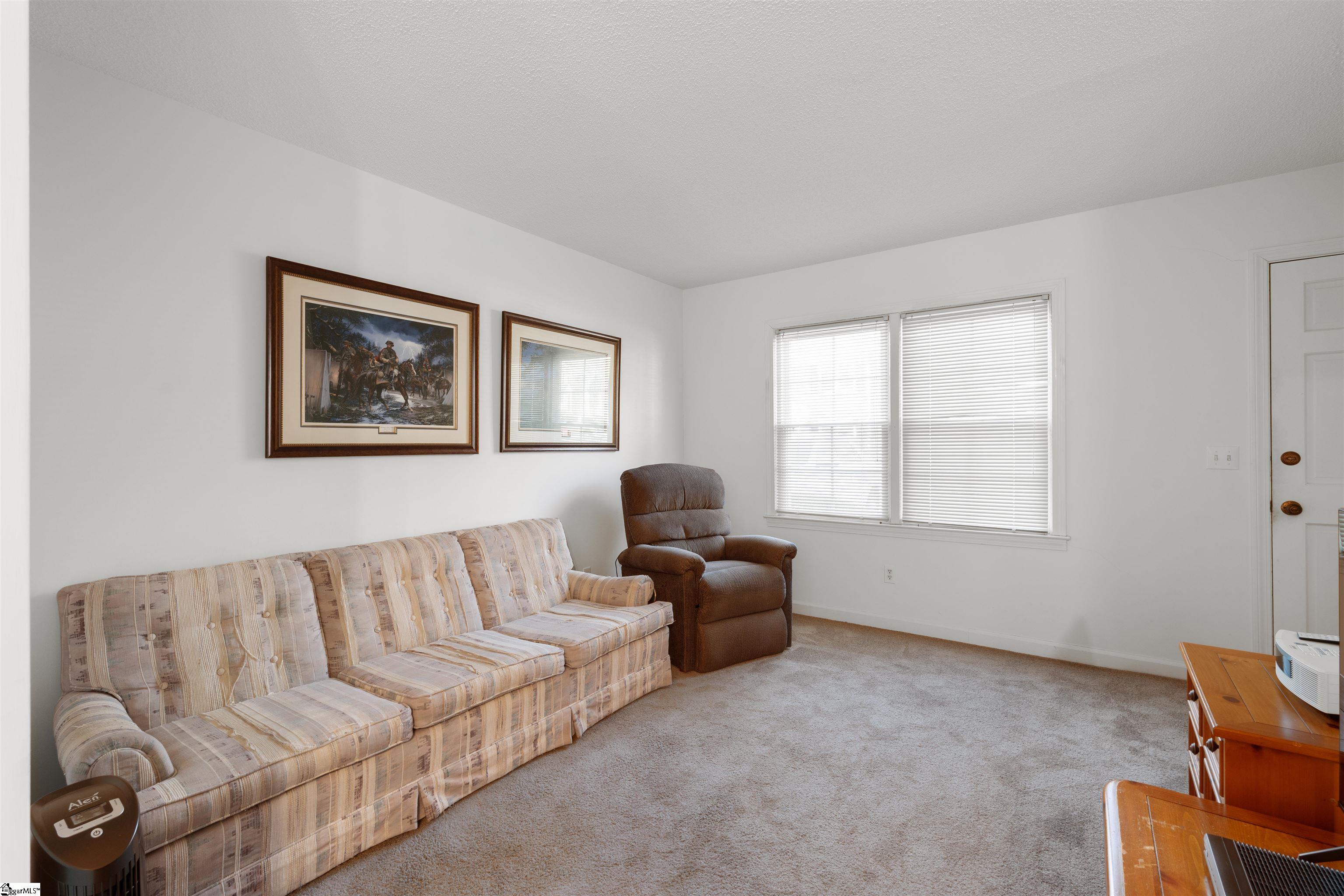 501 Edwards Road, Unit 13 Greenville, SC 29615 - Photo 4 of 15 Gallery Image 4