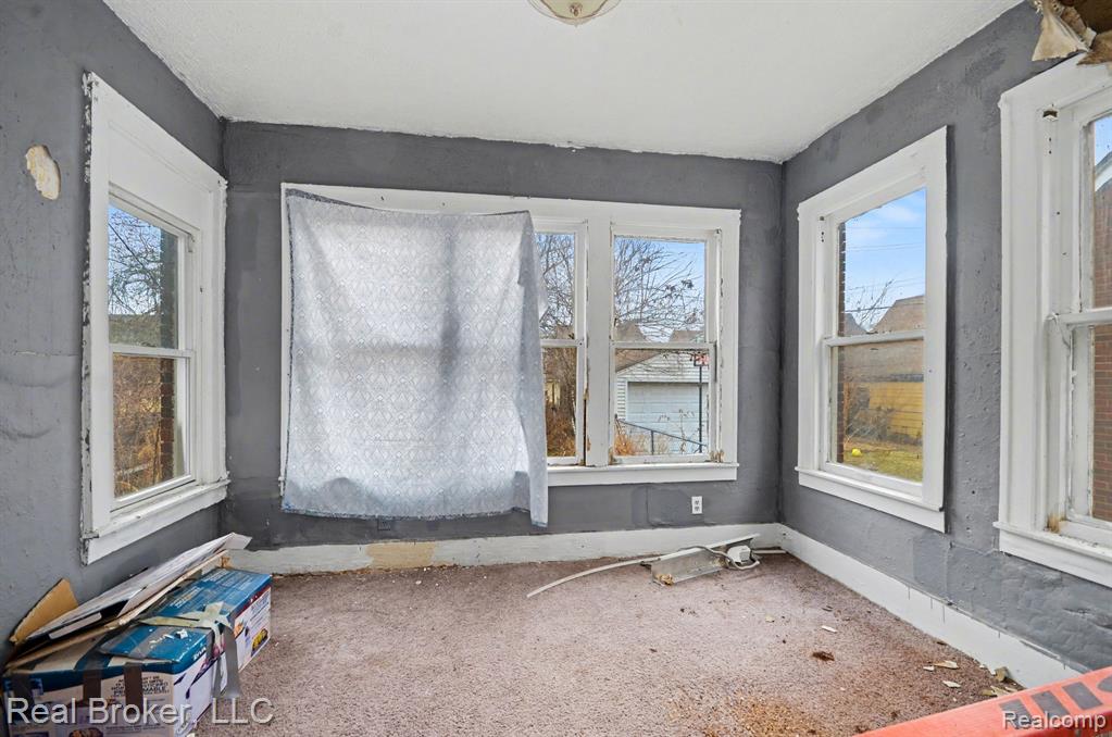 15357 Rutherford Street Detroit, MI 48227 - Photo 5 of 18 Gallery Image 5