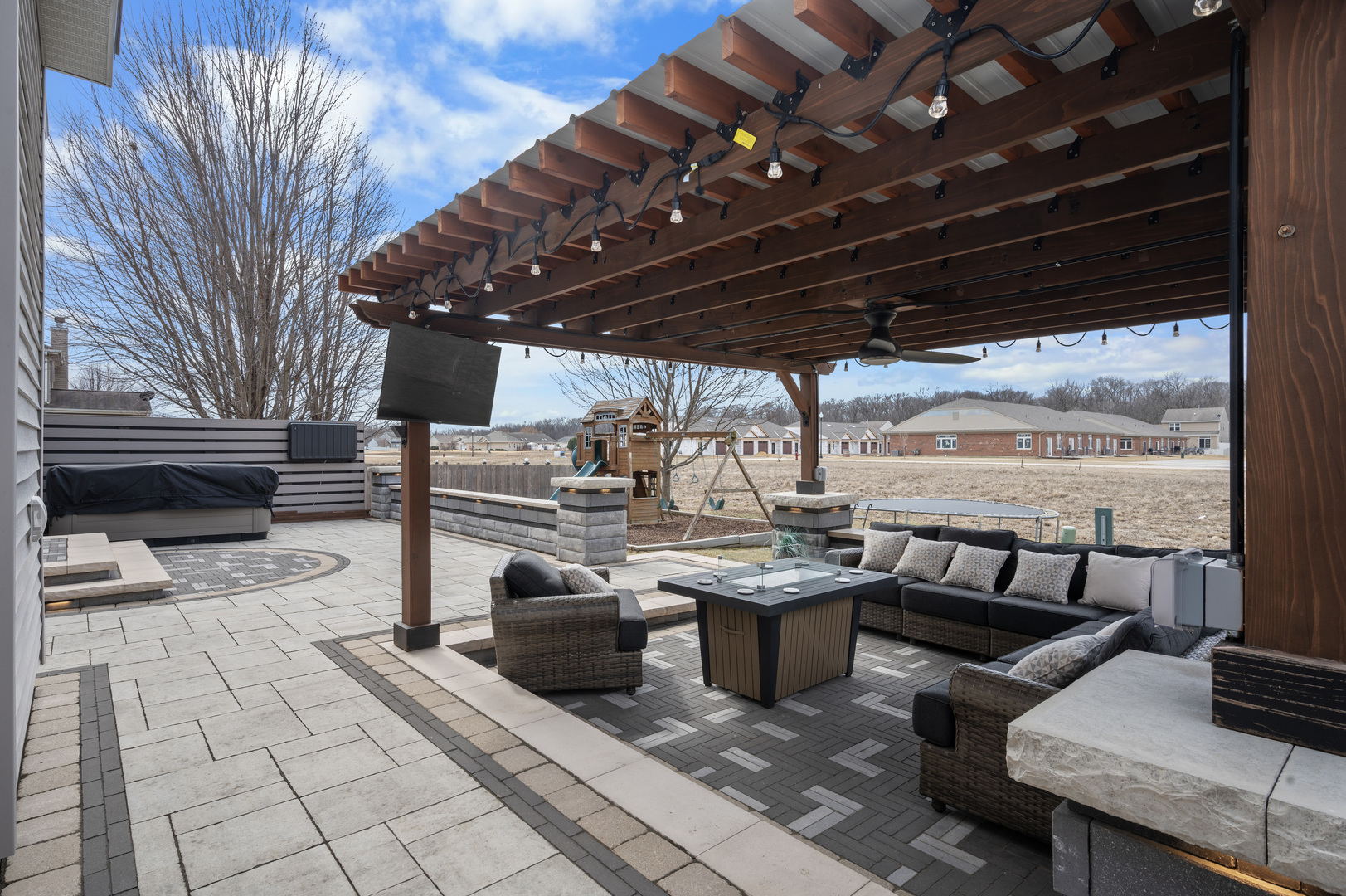 419 Riverbend Drive Genoa, IL 60135 - Photo 31 of 42 a outdoor space with patio lots of furniture