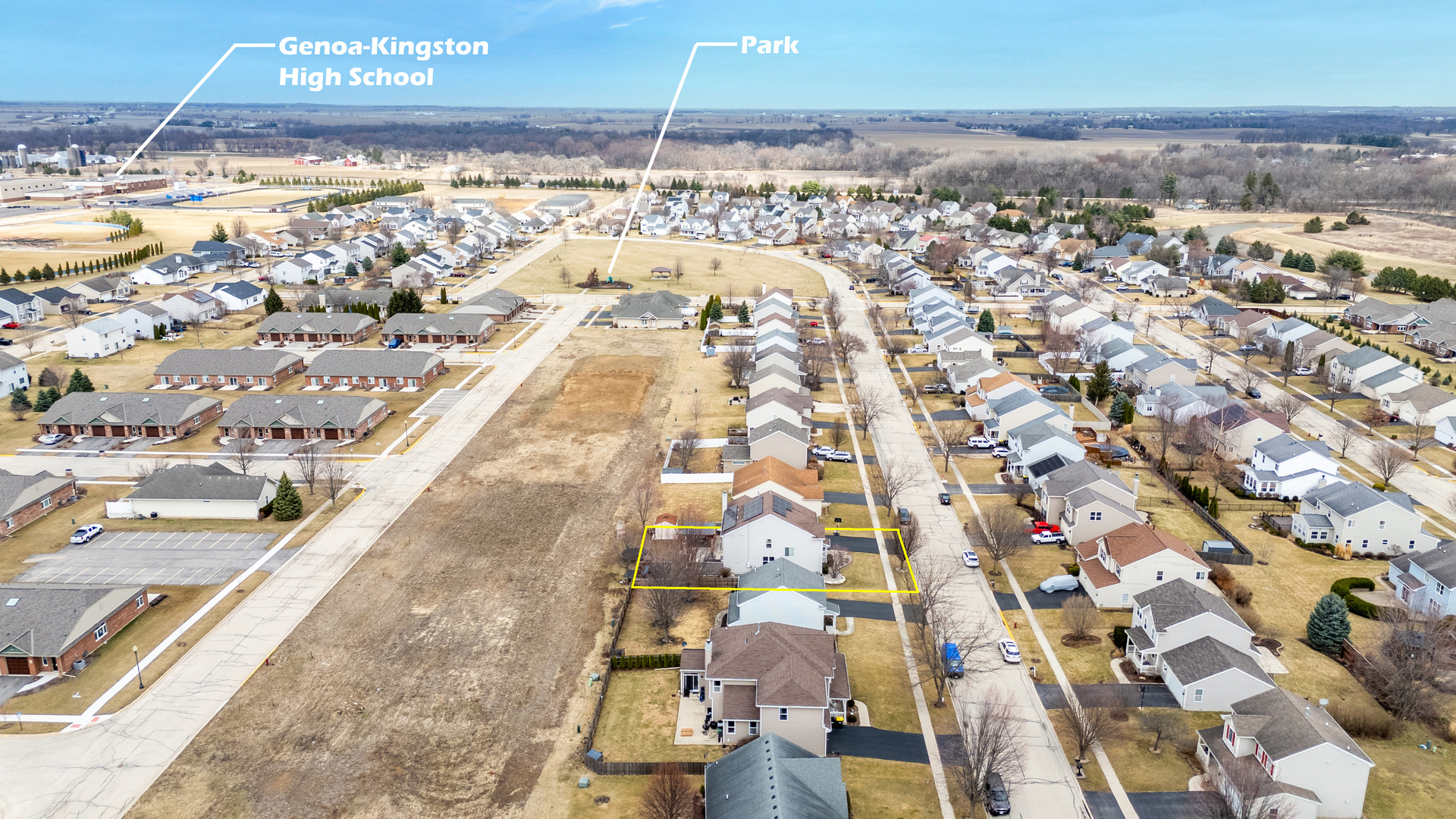 419 Riverbend Drive Genoa, IL 60135 - Photo 38 of 42 a view of a city