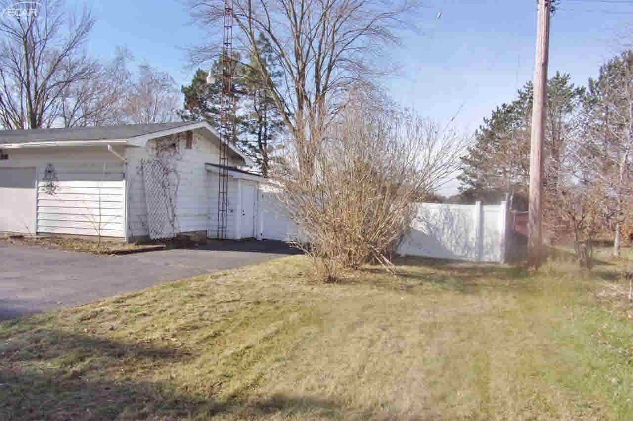 2886 West County Line Road Lennon, MI 48449 - Photo 36 of 39 21392192-35.JPG