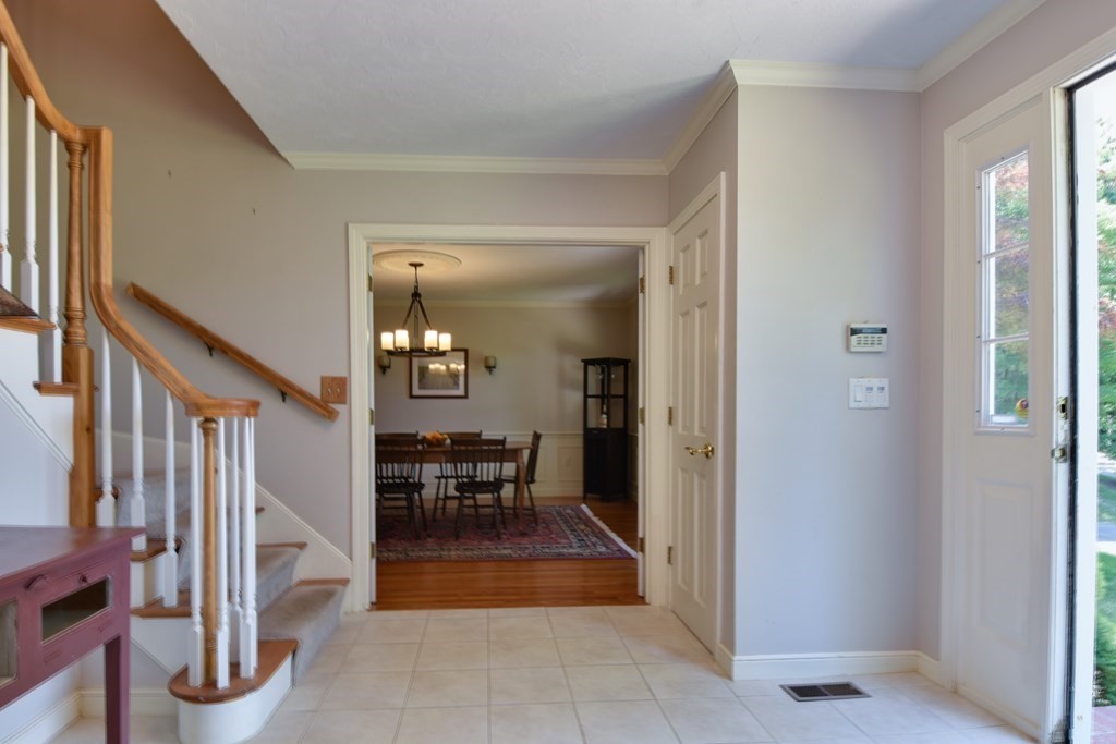 7 Elizabeth Road Hopkinton, MA 01748 - Photo 19 of 42 Gallery Image 19
