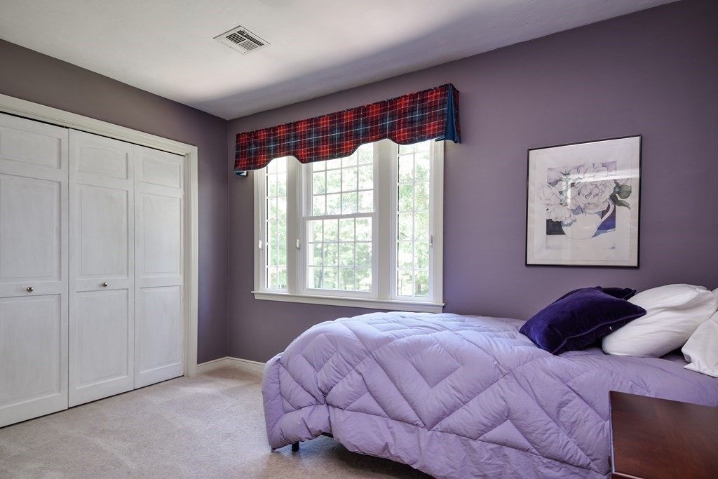 7 Elizabeth Road Hopkinton, MA 01748 - Photo 25 of 42 Gallery Image 25