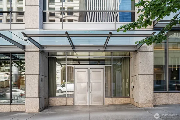 $3,250,000 | 715 2nd Avenue, Unit 1505, Seattle, WA 98104