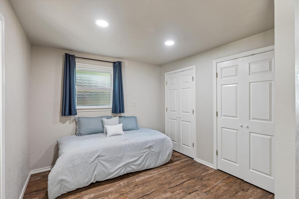 404 Moonlight Lane Keller, TX 76248 - Photo 33 of 40 a bedroom with a bed and a window