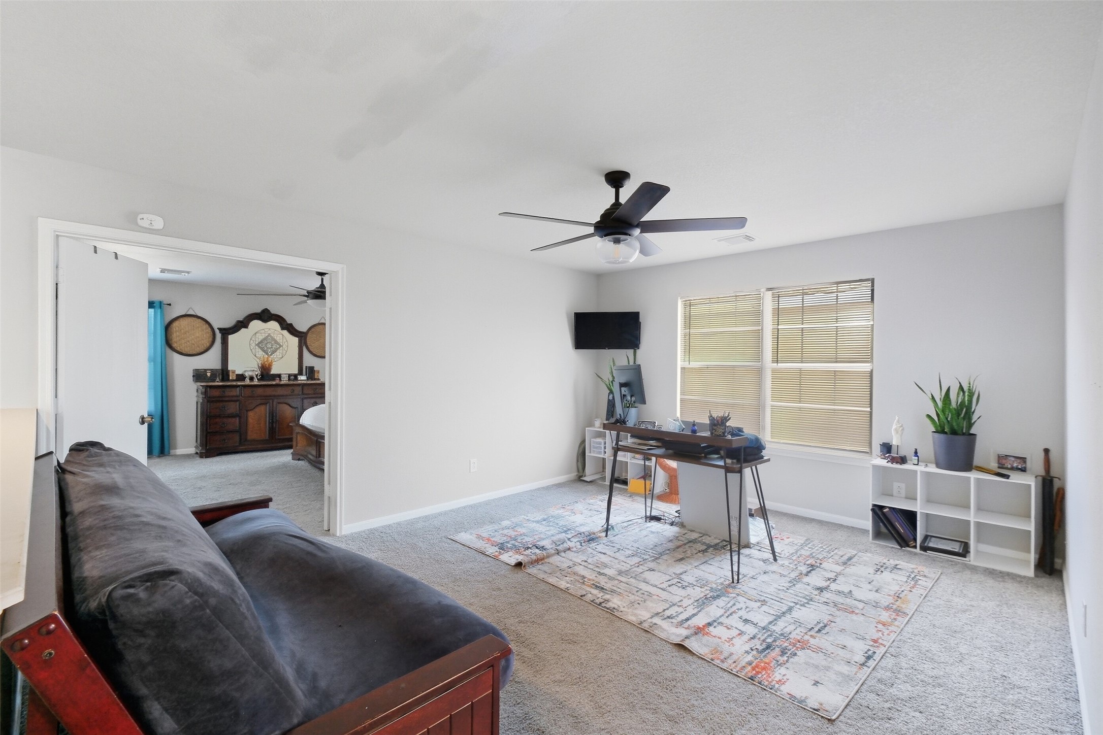 2934 Valiant Scene Court Houston, TX 77038 - Photo 17 of 28 a living room with furniture