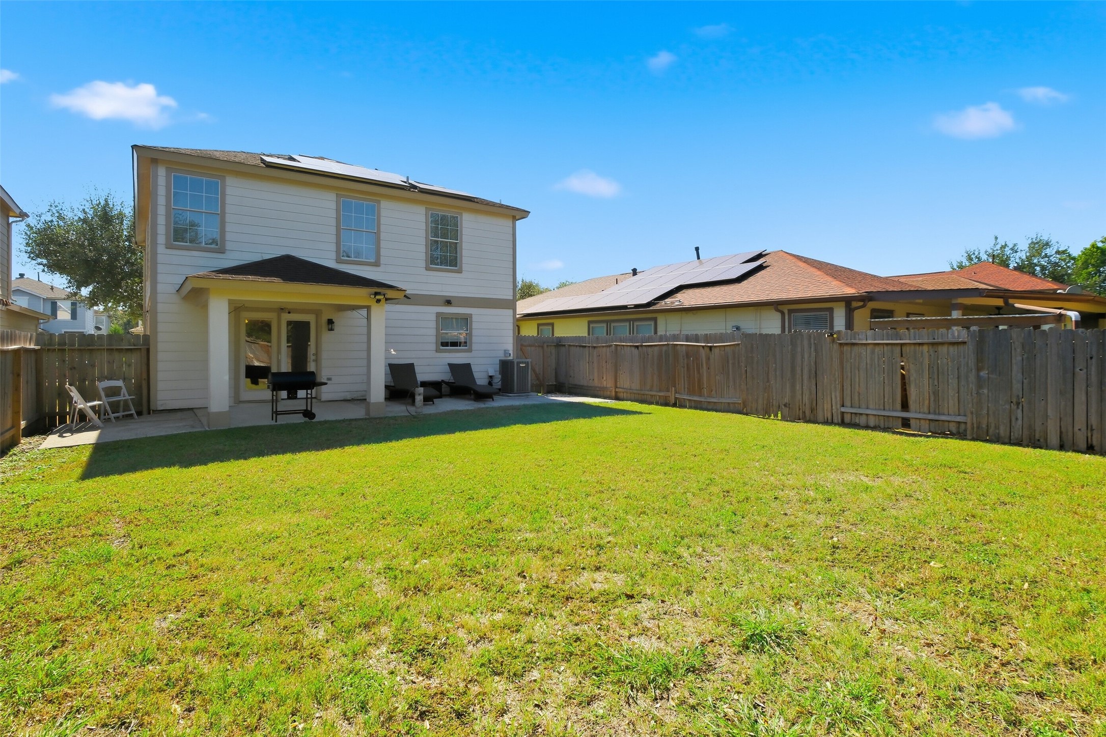 2934 Valiant Scene Court Houston, TX 77038 - Photo 26 of 28 a swimming pool is sitting in the backyard of house