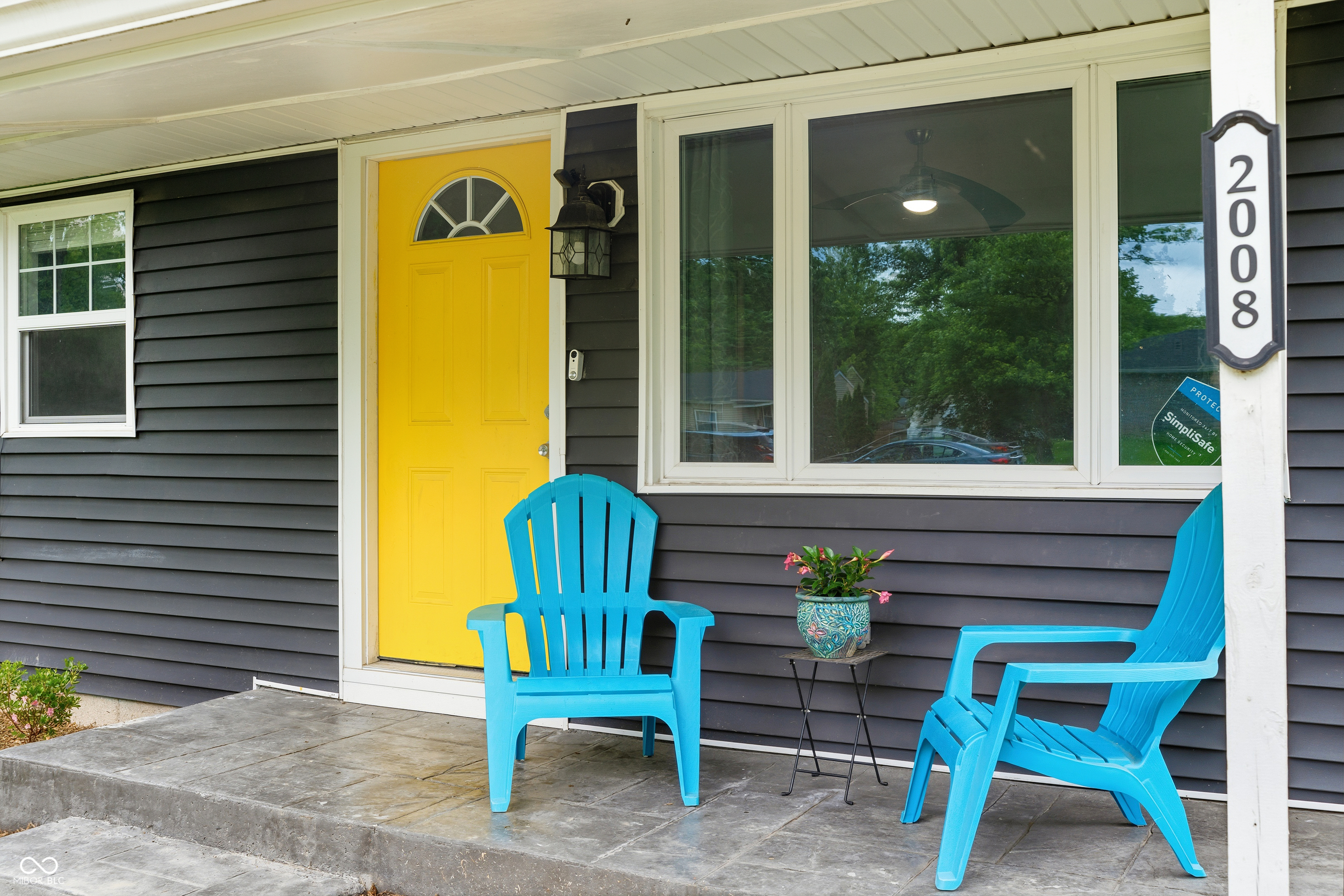 2008 Riviera Street Indianapolis, IN 46260 - Photo 5 of 27 Gallery Image 5