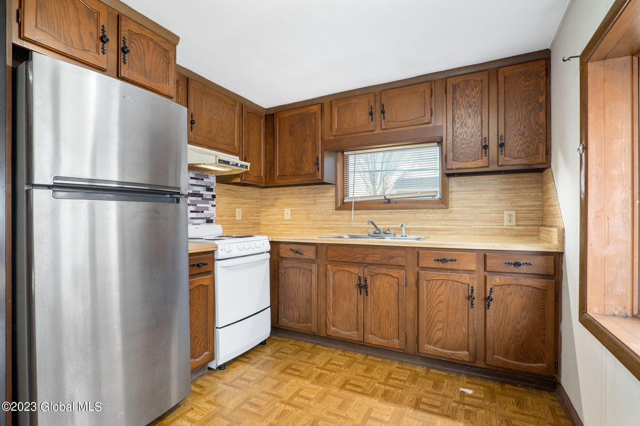 150 Mariaville Road Rotterdam, NY 12306 - Photo 14 of 37 14-web-or-mls-150MariavilleRd_14