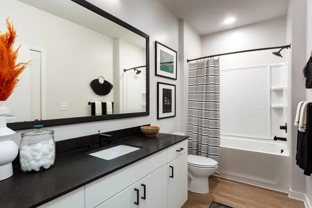 $1,766 | 2403 Mall Drive, Unit A4, North Charleston, SC 29406