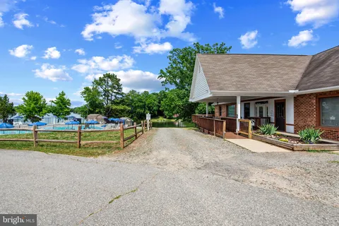 $335,000 | 925 Jones Drive, Ruther Glen, VA 22546