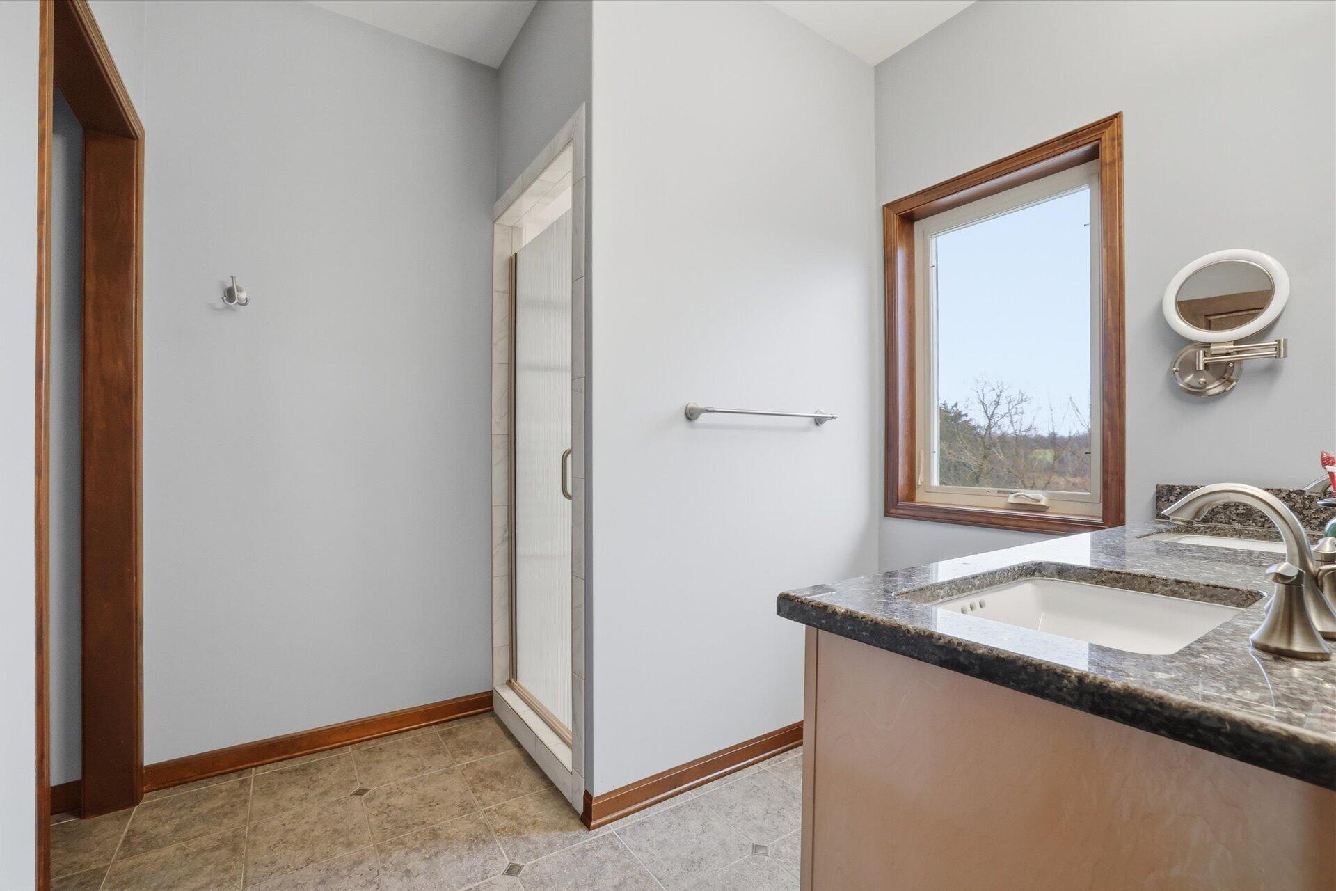 N7026 County DD Spring Prairie, WI 53105 - Photo 17 of 40 Primary ensuite