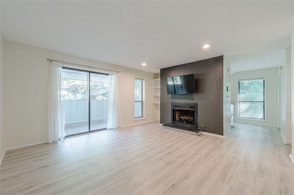 1102 Wynnes Ridge Cir Southeast  