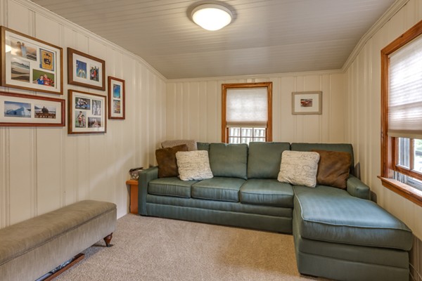 70 Gayland Road Needham, MA 02492 - Photo 17 of 30