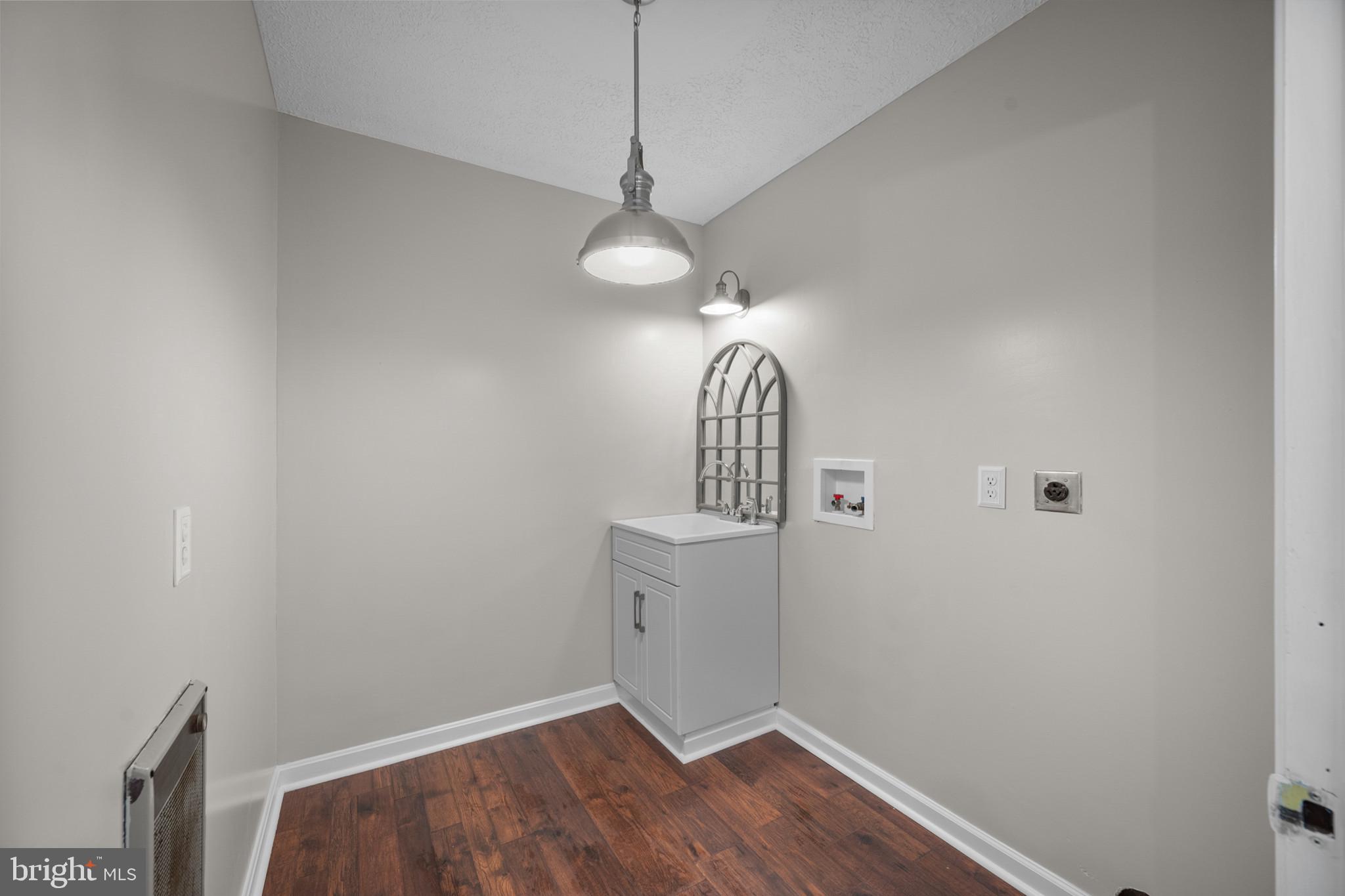 2085 Crums Church Road Berryville, VA 22611 - Photo 13 of 61 Laundry room