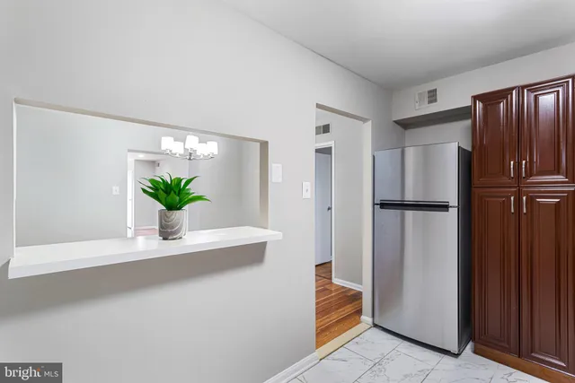 $2,250 | 6155 Edsall Road, Unit B, Alexandria, VA 22304