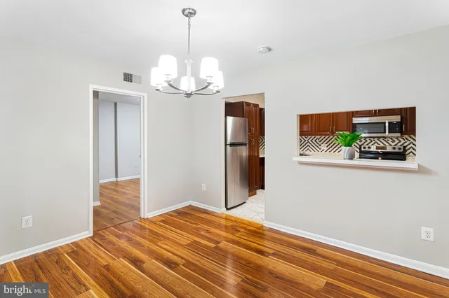 $2,250 | 6155 Edsall Road, Unit B, Alexandria, VA 22304