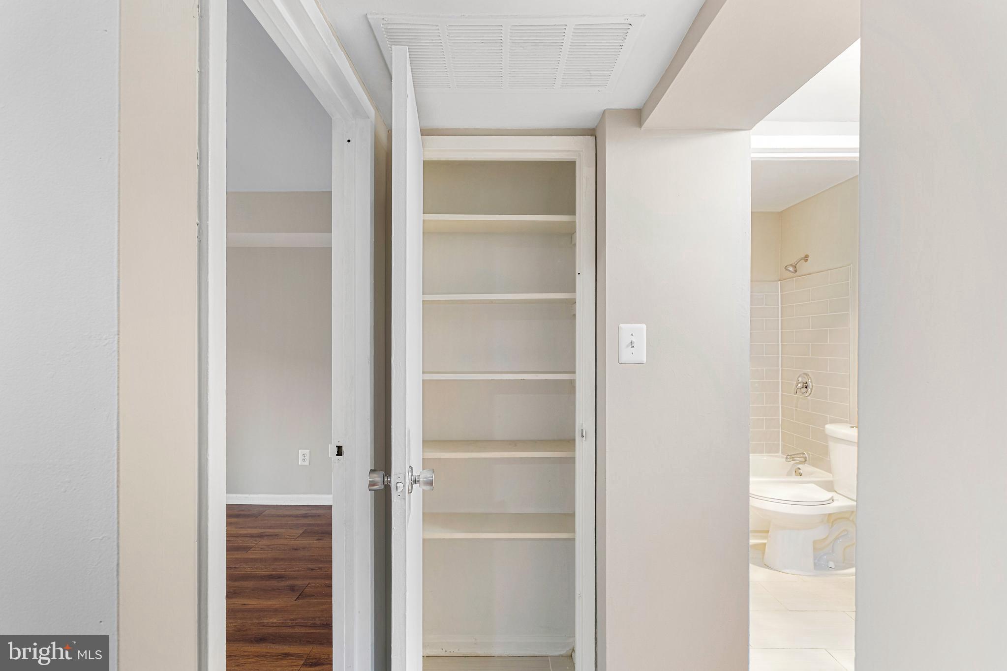 6155 Edsall Road, Unit B Alexandria, VA 22304 - Photo 22 of 39