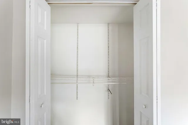 $2,250 | 6155 Edsall Road, Unit B, Alexandria, VA 22304