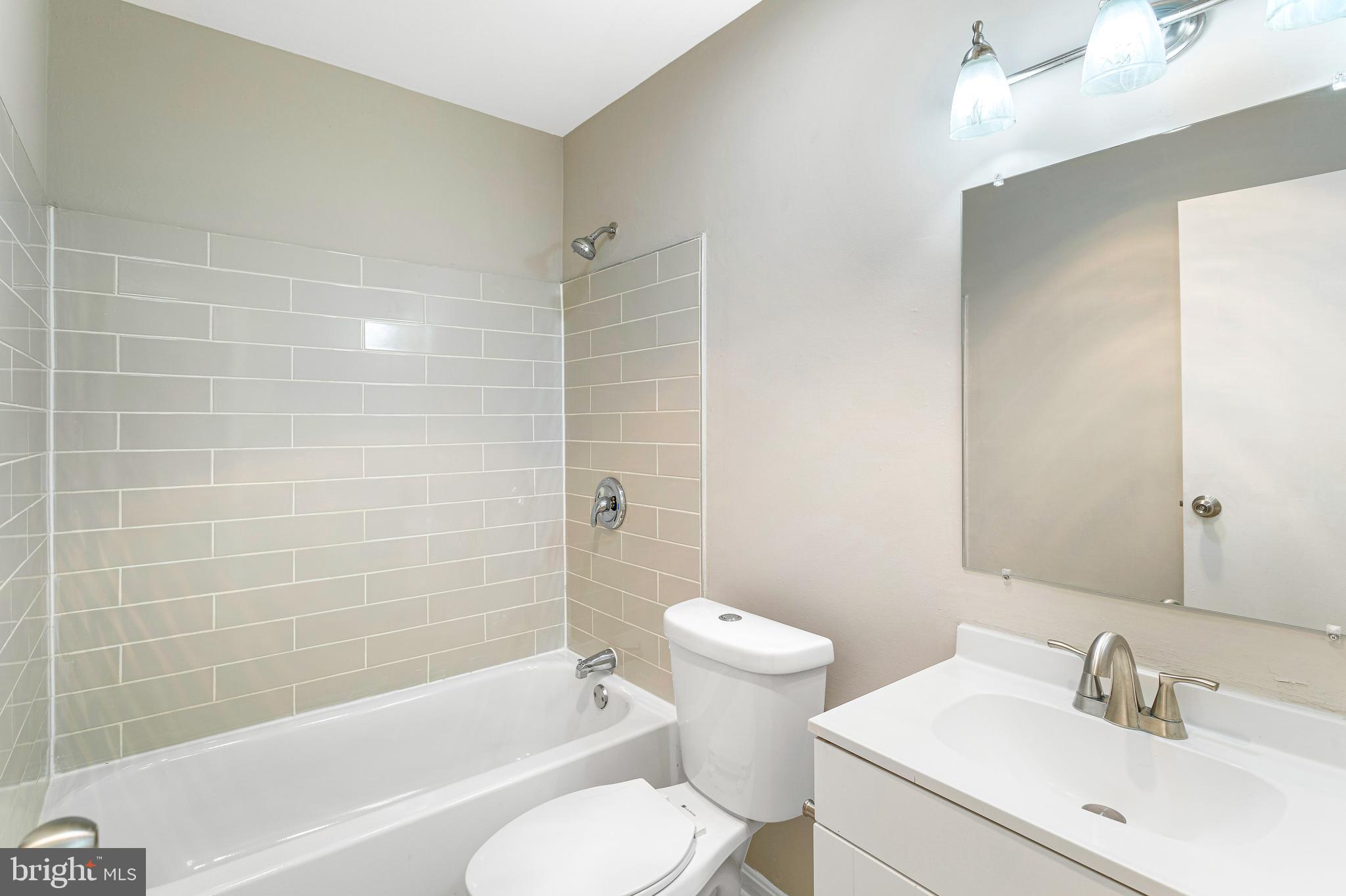 6155 Edsall Road, Unit B Alexandria, VA 22304 - Photo 30 of 39 Updated Bathroom Fixtures