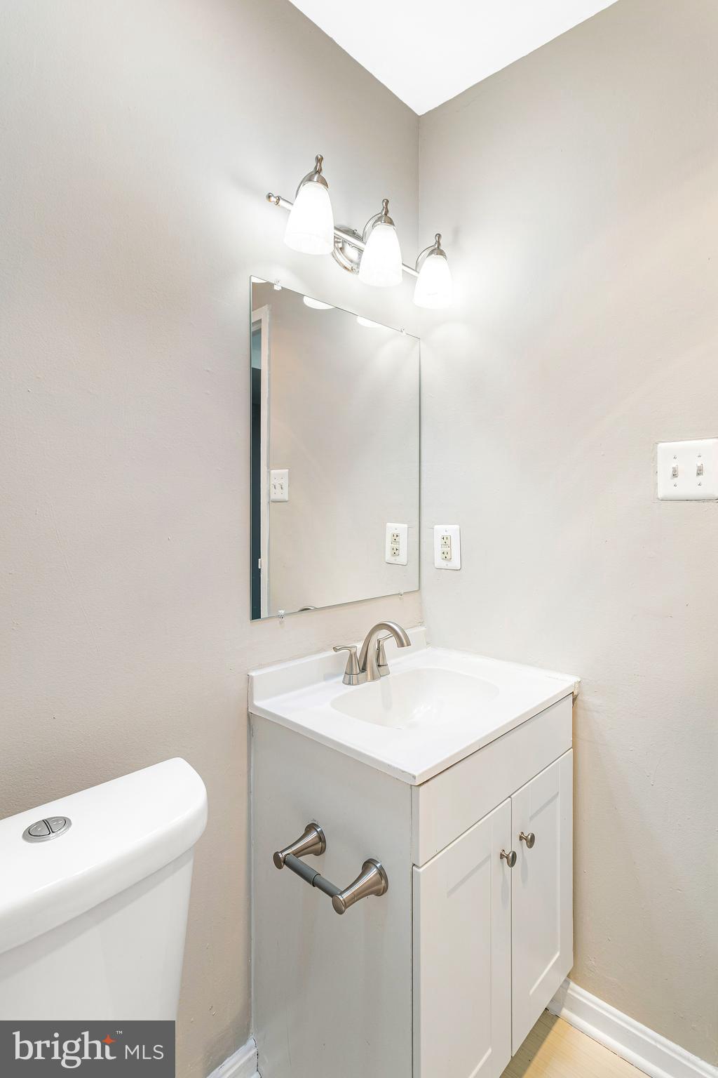 6155 Edsall Road, Unit B Alexandria, VA 22304 - Photo 32 of 39