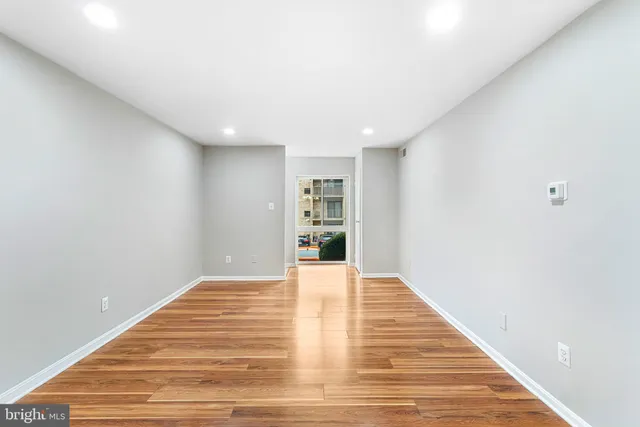 $2,250 | 6155 Edsall Road, Unit B, Alexandria, VA 22304