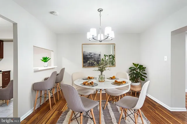 $2,250 | 6155 Edsall Road, Unit B, Alexandria, VA 22304