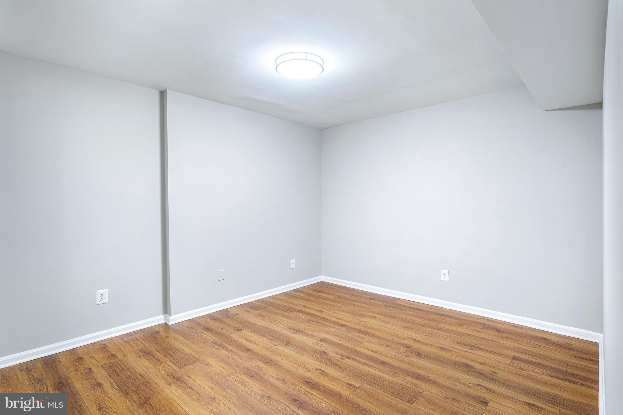 6155 Edsall Road, Unit B Alexandria, VA 22304 - Photo 9 of 39 Second Bdedroom