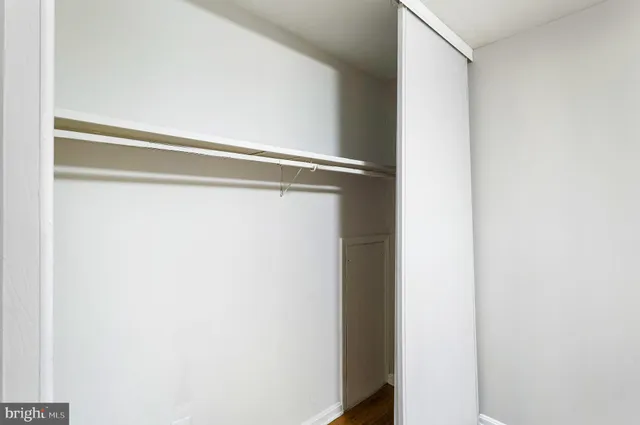 $2,250 | 6155 Edsall Road, Unit B, Alexandria, VA 22304