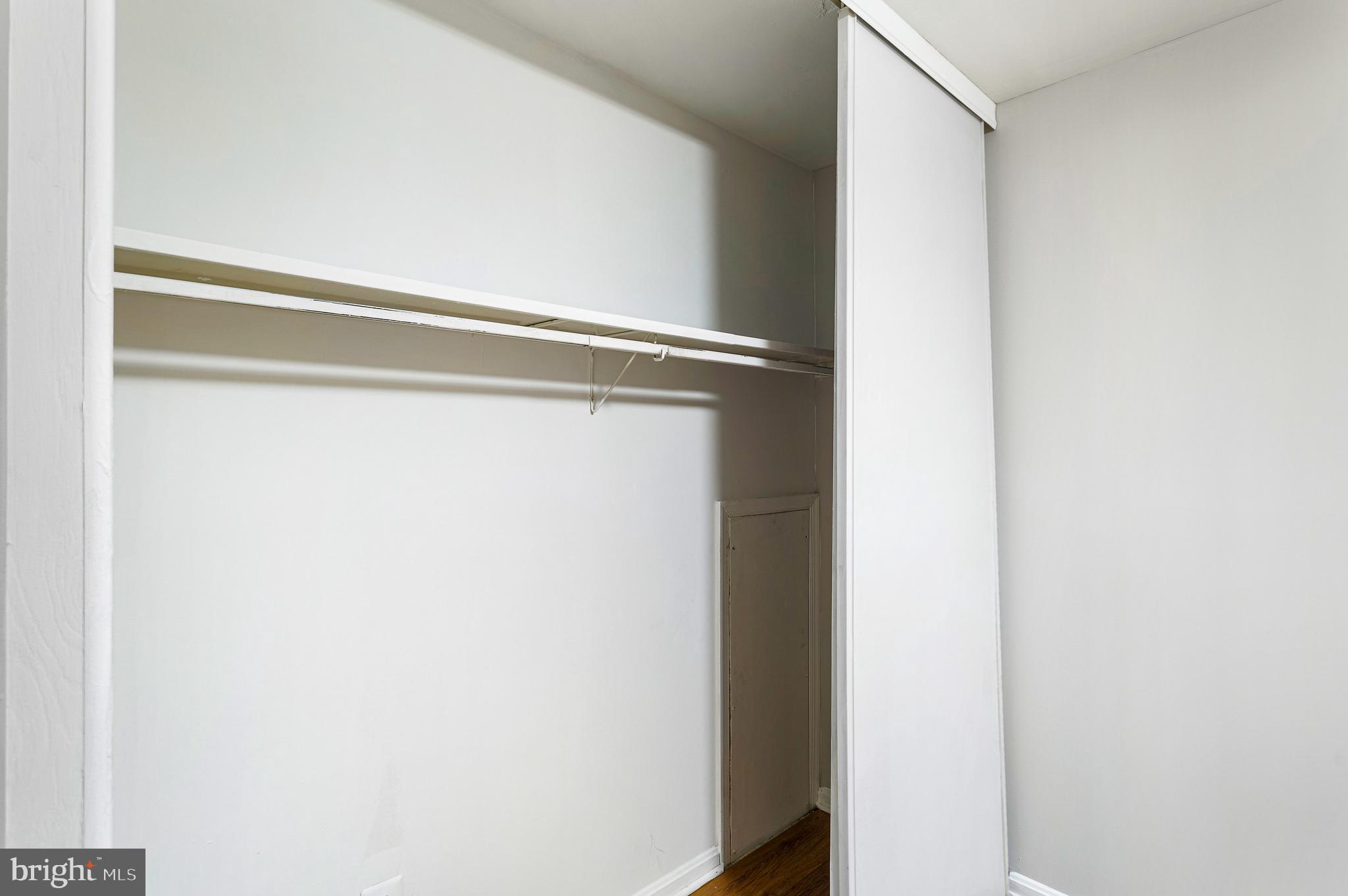 6155 Edsall Road, Unit B Alexandria, VA 22304 - Photo 10 of 39