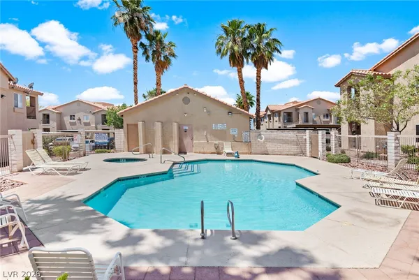 $209,900 | 2110 Los Feliz Street, Unit 2015, Las Vegas, NV 89156