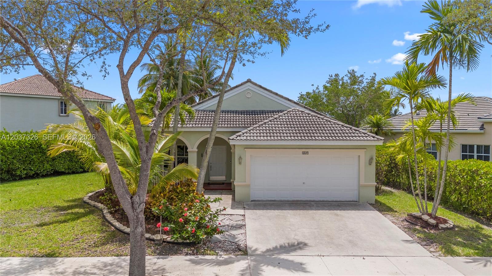 649 Willow Bend Road Weston, FL 33327 - Photo 2 of 42