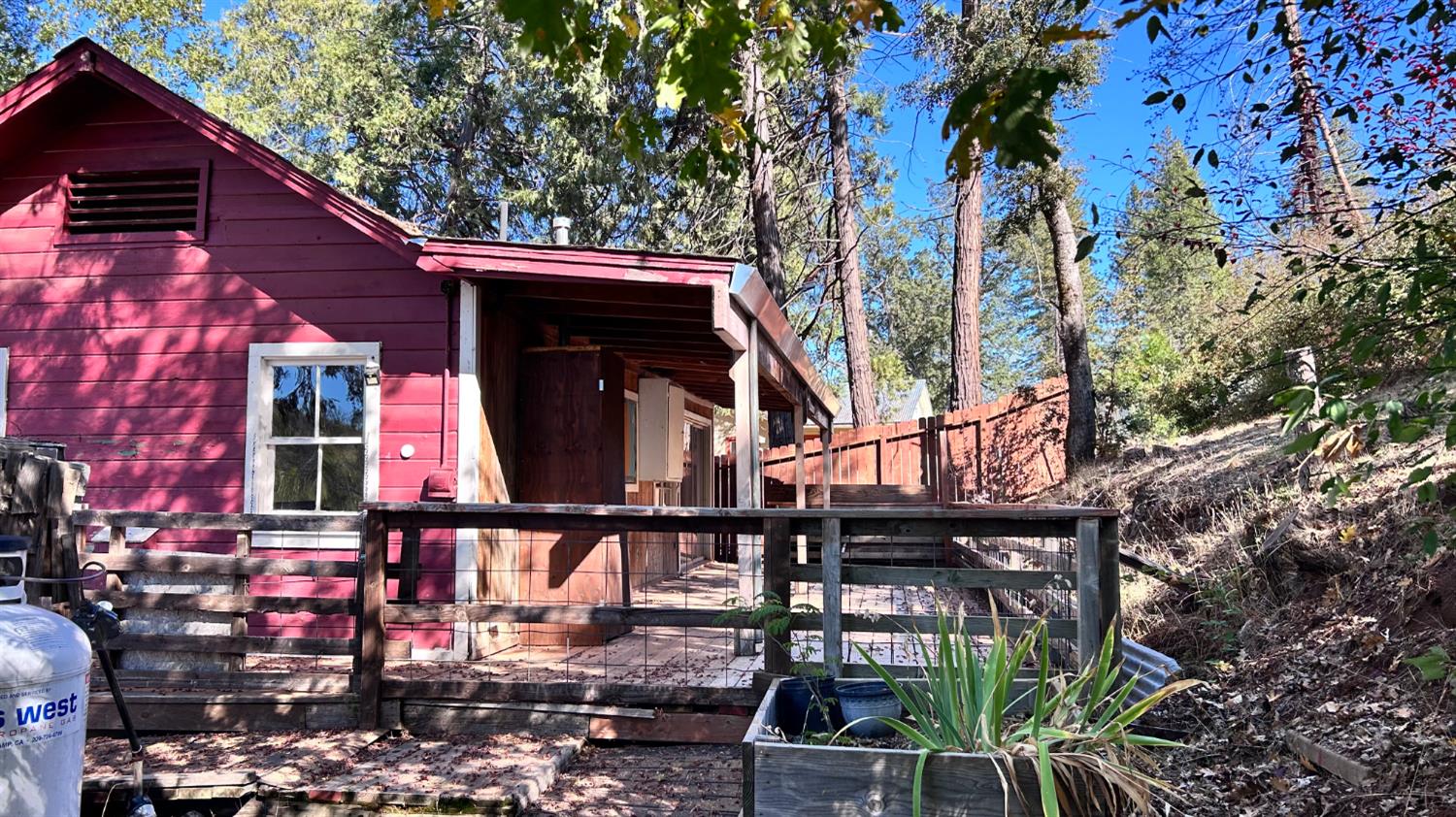 10210 East Murray Creek Road Mountain Ranch, CA 95246 - Photo 6 of 16 not sure