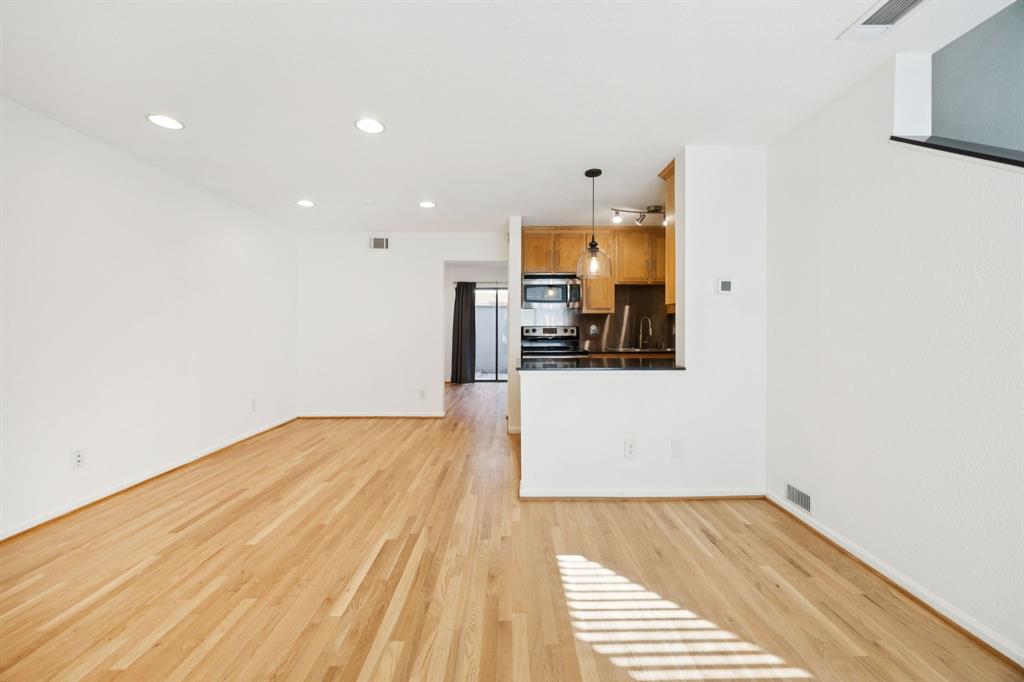 4320 Cole Avenue, Unit 3 Dallas, TX 75205 - Photo 9 of 36