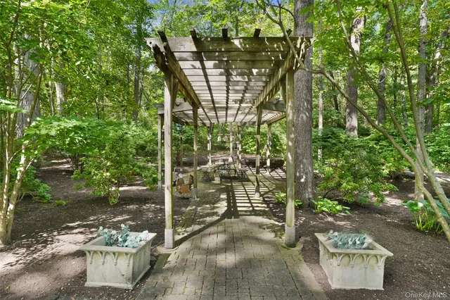 $2,950,000 | 133 Boway Road, South Salem, NY 10590