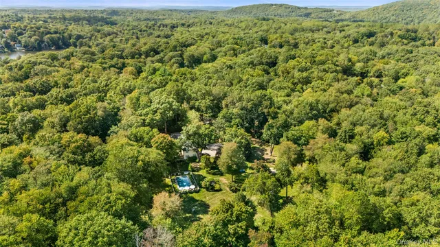 $2,950,000 | 133 Boway Road, South Salem, NY 10590