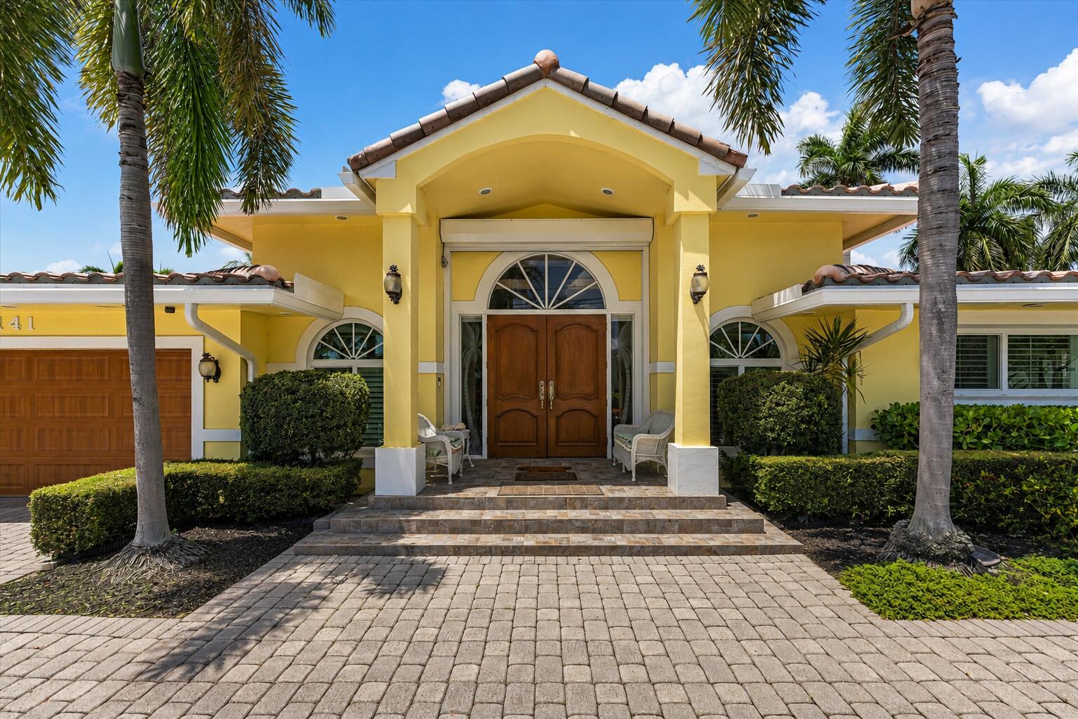 2141 Northeast 29th Street Lighthouse Point, FL 33064 - Photo 6 of 53 4