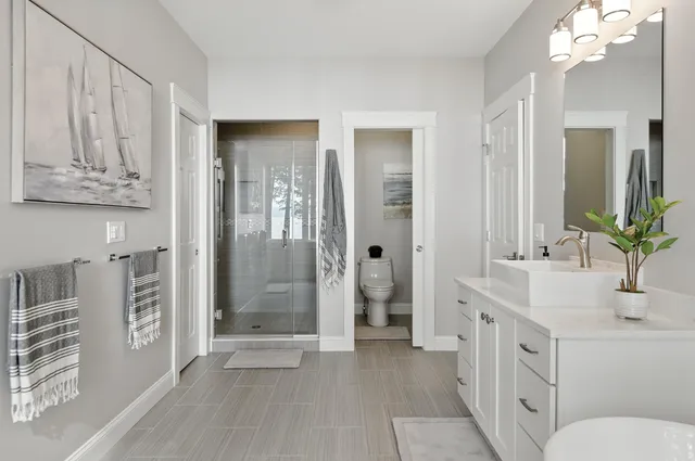 $5,500,000 | 46 Windward Shore Road, Raymond, ME 04071