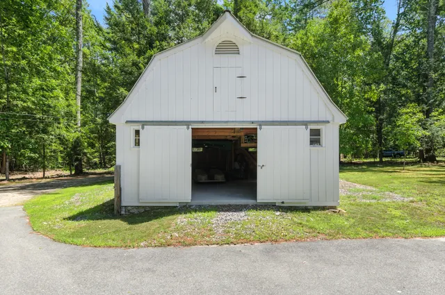 $5,500,000 | 46 Windward Shore Road, Raymond, ME 04071