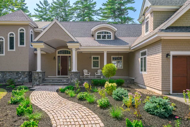 $5,500,000 | 46 Windward Shore Road, Raymond, ME 04071