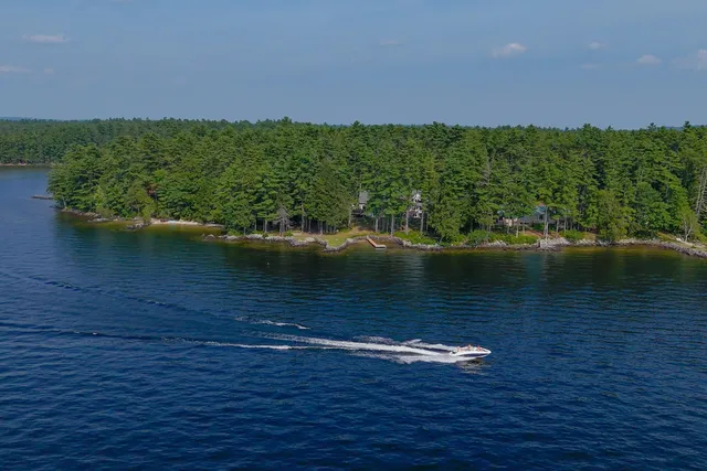 $5,500,000 | 46 Windward Shore Road, Raymond, ME 04071